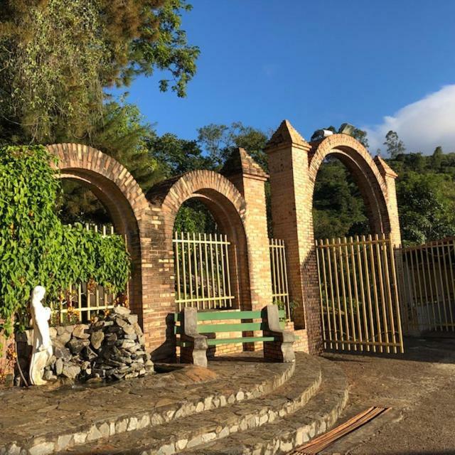 Recanto Monsenhor Domingos Hotel Caeté Exterior foto